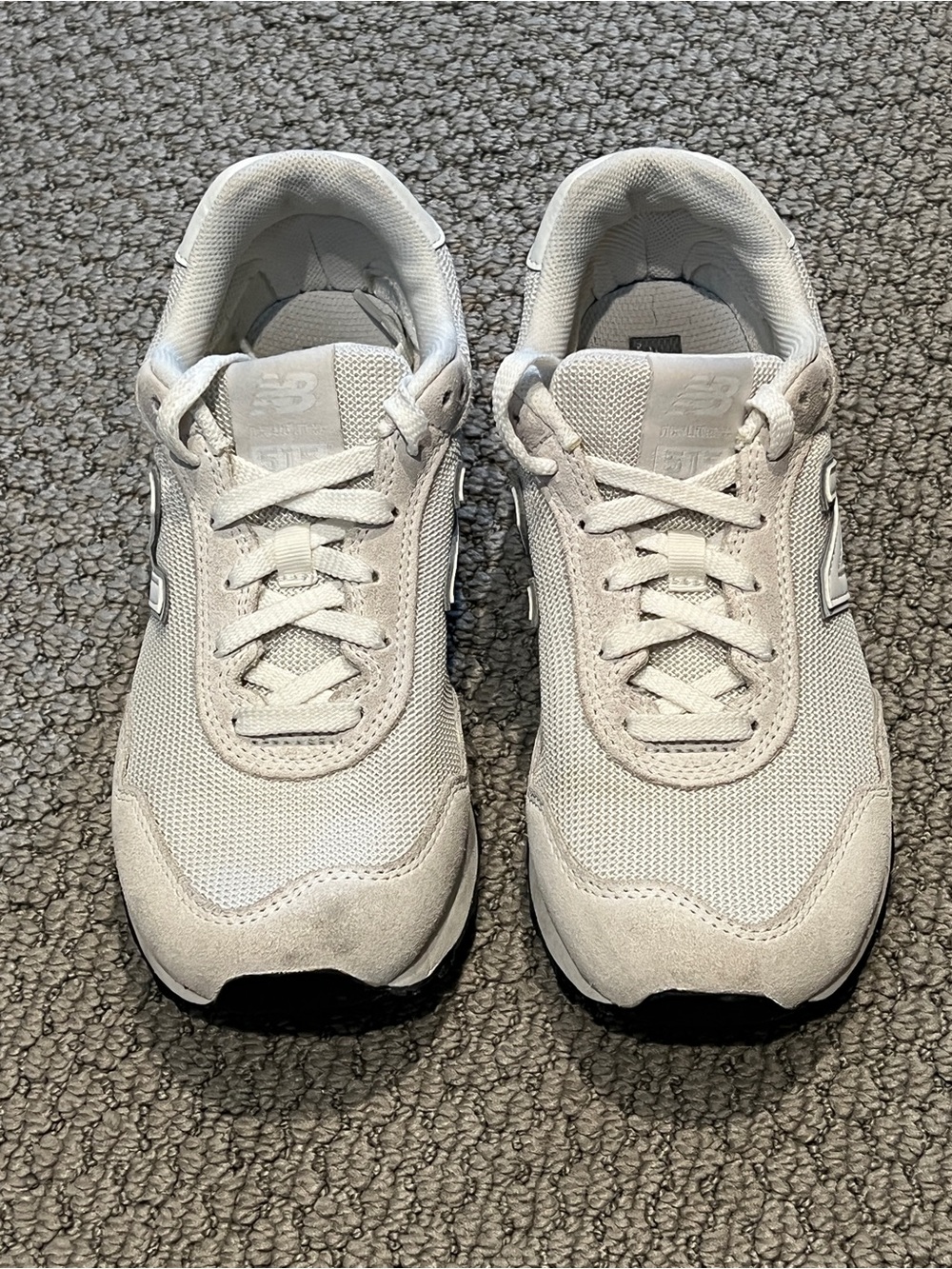 New Balance White/Light Gray Women's Sneakers size 8